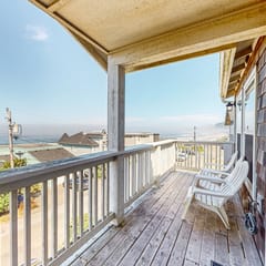 Gorgeous ocean view home with hot tub game room steps to beach