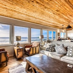 Beachfront home with ocean view hot tub and wood burning fireplace dog friendly