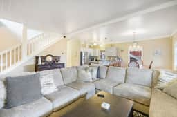 Family Home with Game Room WiFi Fireplace Private Hot Tub Walk to Beach - Image 3