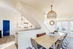 Beautiful family friendly home with private hot tub walk to beach shared pool