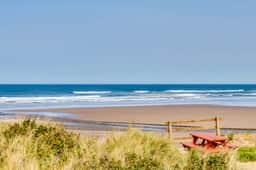 Family Friendly Oceanfront Condo with Free WiiFi Ocean Views and Easy Beach Access