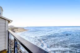 Waterfront condo with furnished balcony ocean views and great location - Image 3