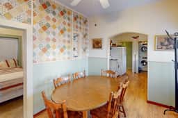 Charming Cottage with Central Location Mountain Views and Beach Access Across Street