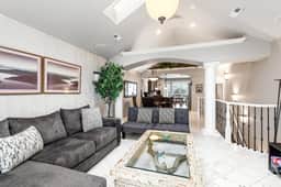 Oceanfront townhome with amazing views decks beach access and updated kitchen - Image 4