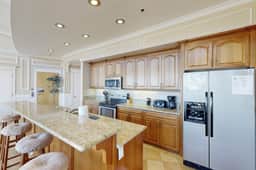 Gorgeous oceanfront condo with great views and beach access