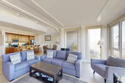 Gorgeous oceanfront condo with great views and beach access - Image 5
