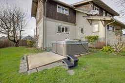 A Craftsman style gem, hot tub, close to ocean - Image 4