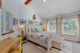 Family friendly ocean view home with spacious deck walk to beach books and games