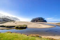 Proposal Rock Charmer Condo in Neskowin with creekside and ocean views