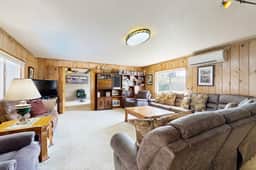 Centrally located home with lake views private pool and spacious deck - Image 4