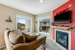 2 Story Dog Friendly Aparthotel with Deck Gas Fireplace Ocean Views Beach Access