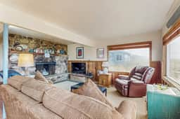 Cozy dog friendly home with ocean views beach access grill and WIFI