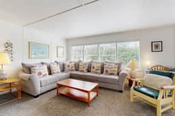 Cozy Coastal Cottage - Image 3