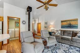 Cozy Home with Wood Stove WiFi Gas Grill and Large Deck Walk to Beach - Image 4