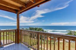 Luxurious and Spacious Renovated Condo with Gorgeous Ocean Views Dogs OK