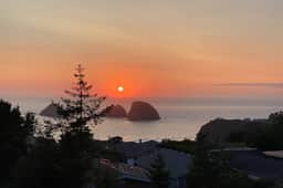 Dog friendly home with ocean views deck washer dryer grill and fireplace