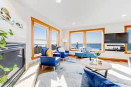 Dog Friendly Coastal Retreat with Ocean Views