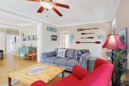 Dog Friendly Home with Private Hot Tub Free WiFi Decks and Gas Grill