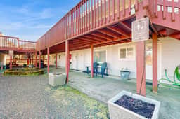 Dog Friendly Waterfront Condo with Ocean Views Moments From the Beach and Town