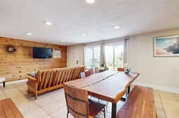 Cozy Coastal Condo with Ocean View Close to the Beach Dogs OK