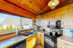Spacious Dog Friendly Getaway with Boat Parking Perfect for Two Families