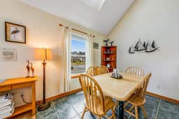 2 story home near the beach with private hot tub deck firetable and washer dryer