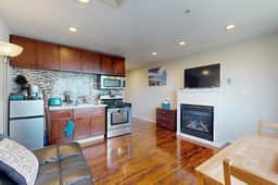 Romantic Ocean View Suite with Easy Beach Access Dog Friendly