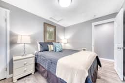 Two Room Combination Close to Downtown and Beach Dogs Welcome