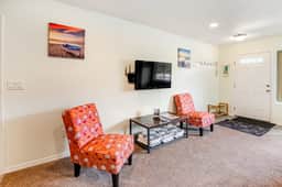 Large and convenient duplex suite with central AC and with D walk 1 minute to beach