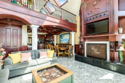 Oceanfront Villa with WiFi Private Hot Tub Balconies Beach Access and Game Room