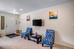 Beachside home with central AC washer dryer 1 minute walk to beach