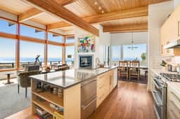 New home with unparalleled ocean views and private hot tub dogs welcome