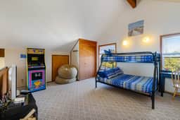 Dog Friendly House with Ocean Views Hot Tub Arcade Machine and Easy Beach Access