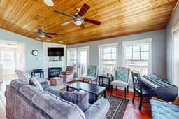 Gorgeous ocean view home with hot tub game room steps to beach