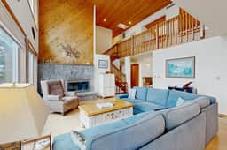 Beautiful Home Above Maxwell Point with Huge Balcony and Stunning Ocean Views