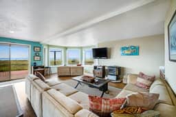 Oceanfront Home with Incredible Views Patio Deck and WiFi Steps to the Beach - Image 5