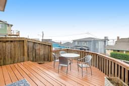 Spacious Home with Two Large Decks and Ocean View Great for Groups