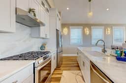 Beautiful and spacious oceanview home with hot tub and foosball table