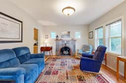 Coastal Craftsman with picture perfect bay views walk to Barview Jetty Beach