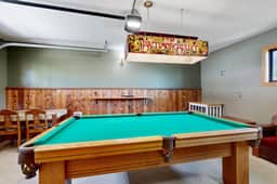 Bay view dog friendly home with a pool table and children s items