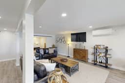 Oceanfront dog friendly home with coastal views telescope walkable location - Image 4