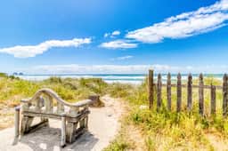 Dog Friendly Triplex 3 private apartments Easy Walk to the Beach and Town - Image 2