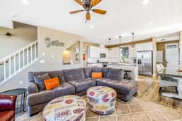 Coastal Oasis Near the Beach and Town with Private Hot Tub Fast WiFi and Ocean Views - Image 5
