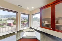 Expansive Beach Retreat 2 Decks and Balcony Corner Lot 50 to Ocean - Image 5