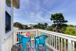Dog Friendly Home, Ocean Views Walk to the Beach - Image 2