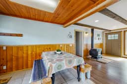 Dog friendly house near the ocean with woodstove yard patio and washer dryer - Image 5