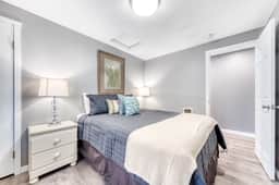Two Room Combination Close to Downtown and Beach Dogs Welcome - Image 5