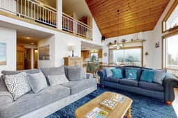 Spacious family home near the beach with ocean view large deck free WiFi and more - Image 2