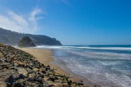 Beautiful ocean front condo with stunning views WiFi steps to beach - Image 2