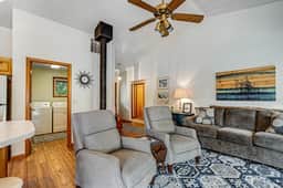 Cozy Home with Wood Stove WiFi Gas Grill and Large Deck Walk to Beach - Image 4